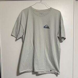 Quiksilver Light Gray Men's Short Sleeve Tee